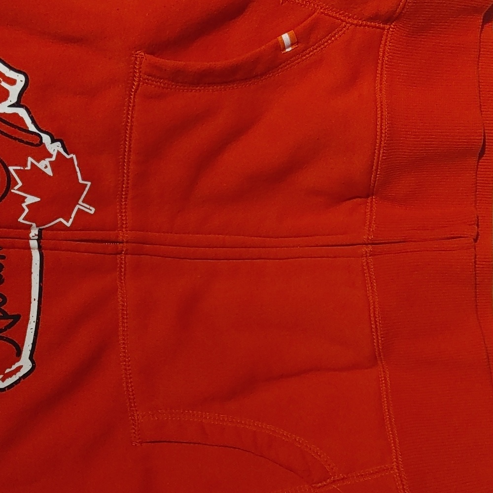 Canada Hoodie - Picture 3 of 4